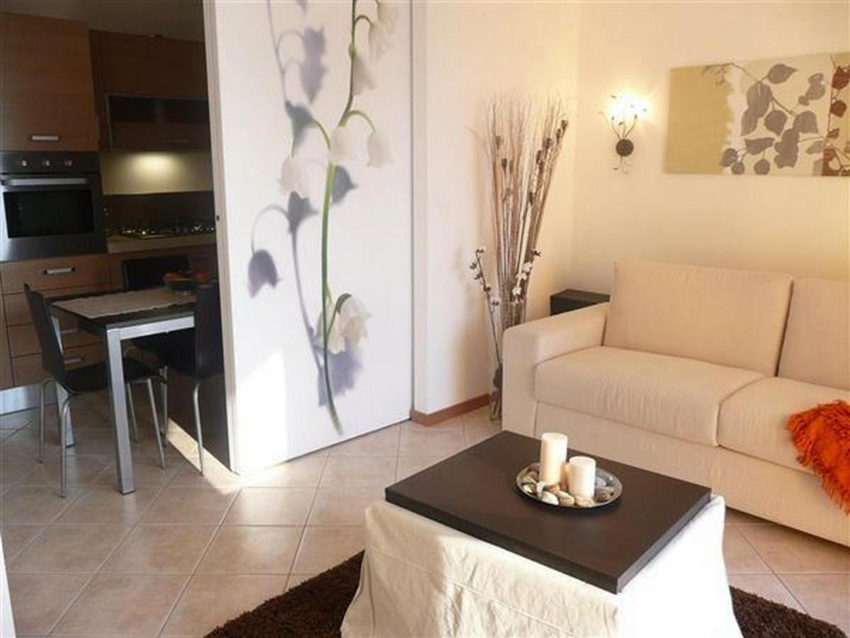 Vista D'Oro Apartments Perledo Luaran gambar